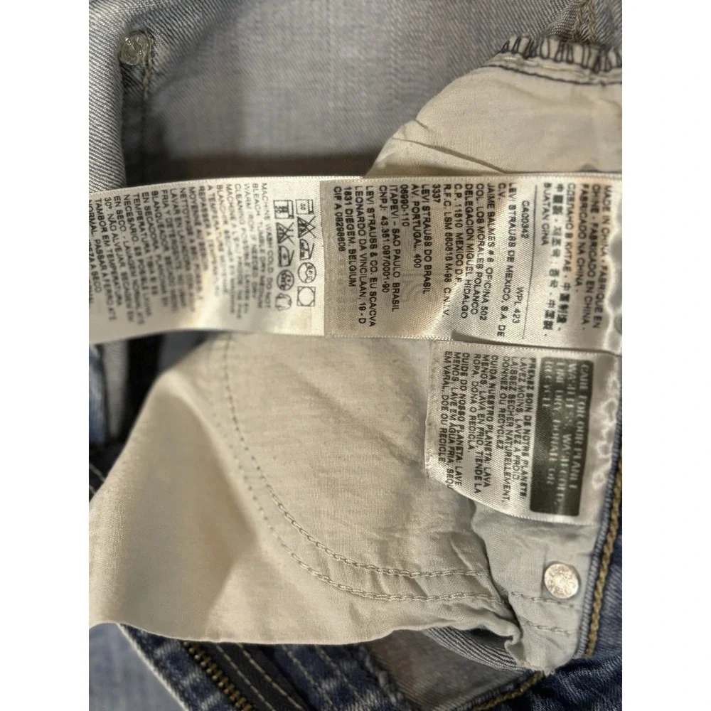 Levi's 505  Straight‎ Leg Crop  Blue Denim Jeans Medium Wash 5-Pocket Classic